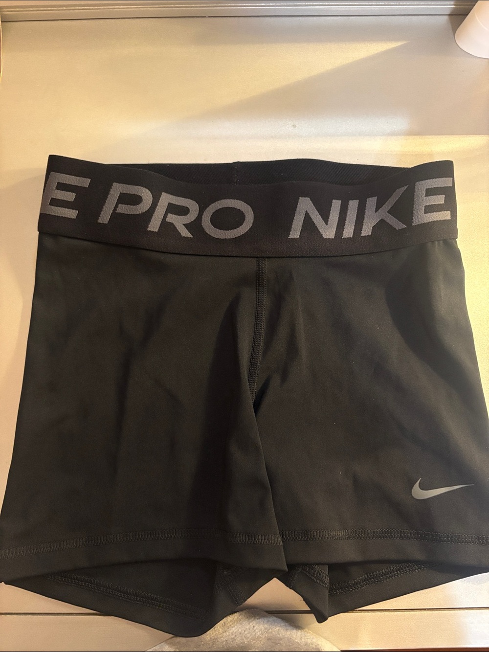 Nike Women's Black Pro Compression Shorts - Picture 2 of 5